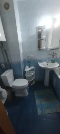 сдам 2 х ком квартиру на Боссе в районе рынка Донецк