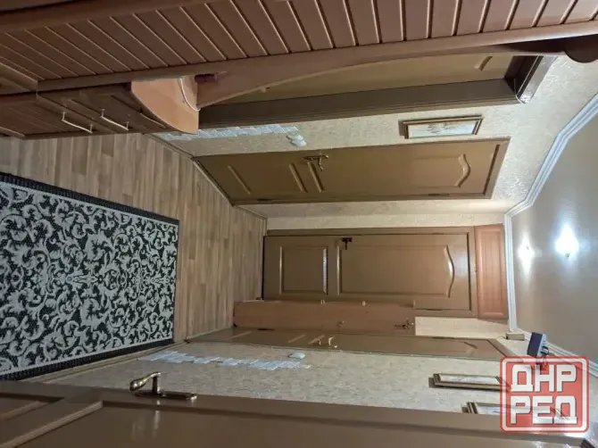 Продается 3х к. кв. Петровский район, ориентир остановка Трест Донецк - изображение 2