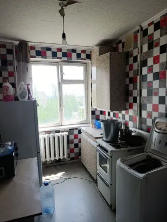 Продам 2 комн Мирный Донецк