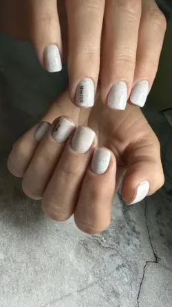 Маникюр и педикюр Донецк