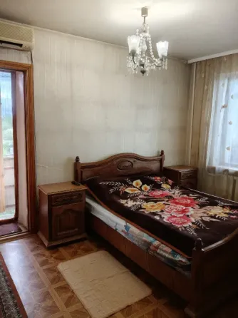 Продам четырёхкомнатную квартиру в Будённовском районе. Донецк
