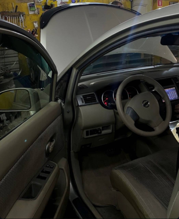 Nissan Tiida Донецк