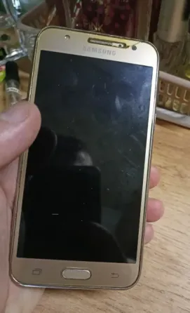 Samsung galaxy j5 Макеевка