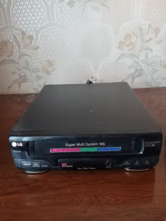 Dvd плеер bbk 920s. и Видеомагнитофон LG Донецк