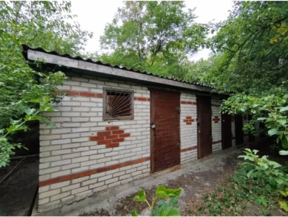 Продается дачный участок с 2-х этажным домиком Донецк