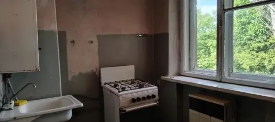 Продам 1 в Ленинском районе Донецк