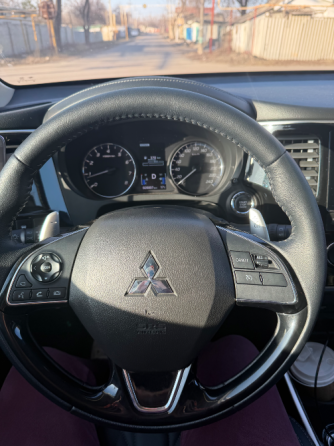 Срочно!Продам автомобиль Mitsubishi Outlander 2022 года Донецк