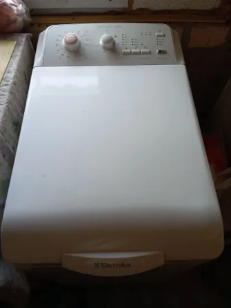 Стиральная машина Еlectrolux EWT10120W Шахтерск