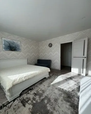 Сдаю однокомнатную квартиру 42.0 м² этаж 3/9 город донецк, ворошиловский район, проспект мира, гости Донецк