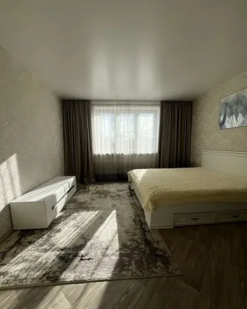 Сдаю однокомнатную квартиру 42.0 м² этаж 3/9 город донецк, ворошиловский район, проспект мира, гости Донецк