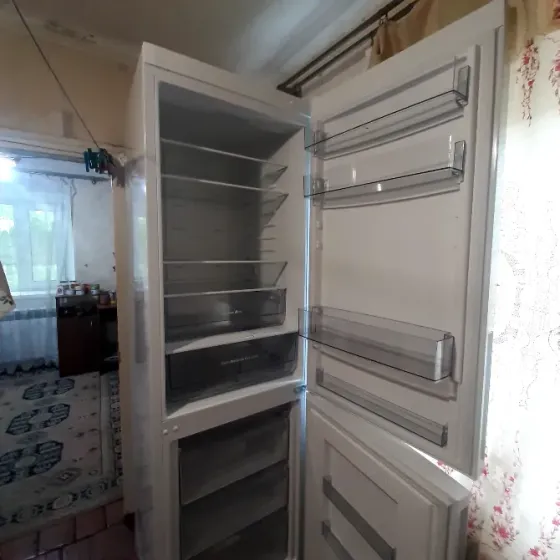 Продам холодильник Донецк