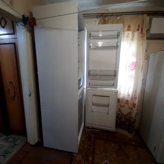 Продам холодильник Донецк