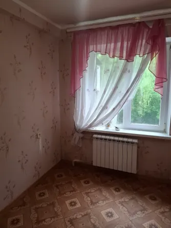 Продам 4х комнатную квартиру на Ревякина Донецк