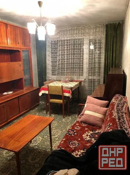 Продается трехкомнатная квартира в Киевском районе, ул.Артема Донецк - изображение 1