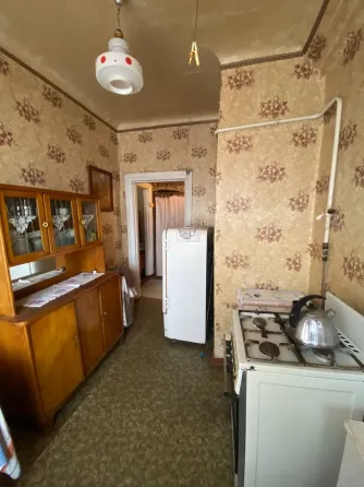 Продаю 2х комнатную квартиру в городе Макеевка Кировский р-н улица Глинки. Макеевка