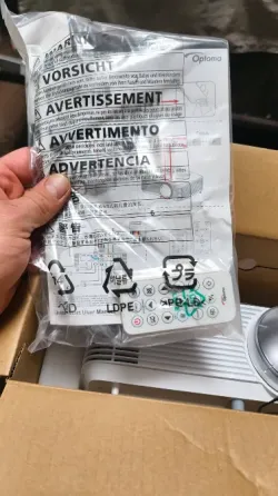 Короткофокусный проектор Optoma W309ST Донецк
