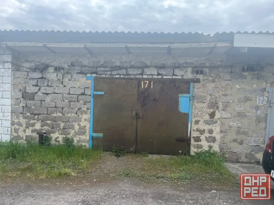 продам гараж поселок лидиевка большой крыша не течет цена договорная Донецк - изображение 1