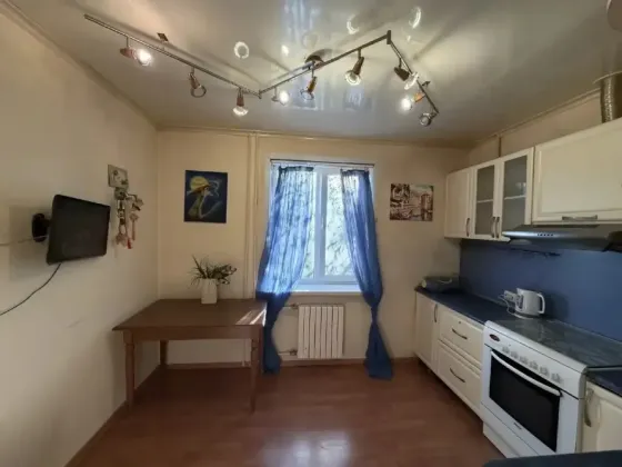 Отличная крупногабаритная 3-комн квартира, ул.Проходчиков Донецк
