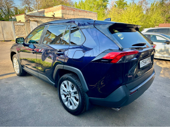 Продам TOYOTA RAV 4 XLE Донецк