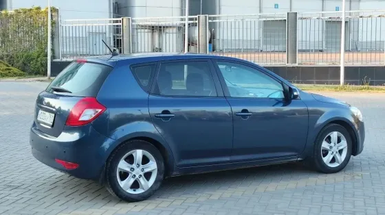 KIA Ceed 1.6 Автомат 2010 Рестайлинг Донецк