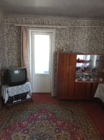 Продам 1к кв на Отважных Донецк