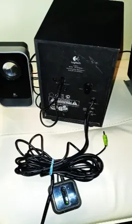 компьютерная акустика 2.1 Logitech Донецк
