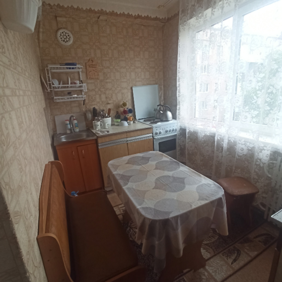 Срочно. Аренда долгосрочно. г Харцызск 3х комнатная квартира, 4 этажМик. Юбилейный. Харцызск
