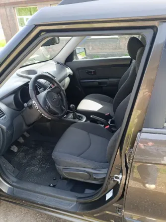 продам kia soul 2011 Макеевка