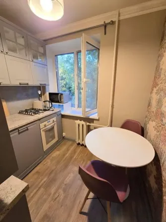 Сдам чистоплотным 1к квартиру 43 м²,в шаговой доступности от крупской библиотеке, ворошиловского рай Донецк