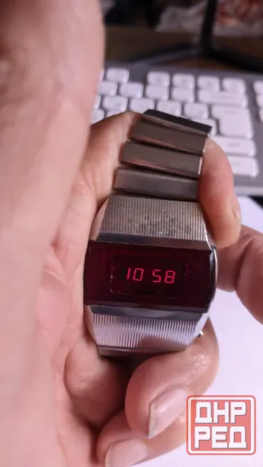 Часы Электроника 1 Терминатор Луганск - изображение 5