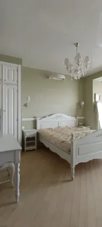 Сдам 3-х комн 120 м² в Новострое. Ремонт. Накопительный бак. Донецк