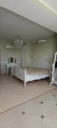 Сдам 3-х комн 120 м² в Новострое. Ремонт. Накопительный бак. Донецк