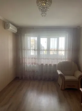 Продам 3х ком. отличного состояния на Мирном с ремонтом и мебелью! Донецк