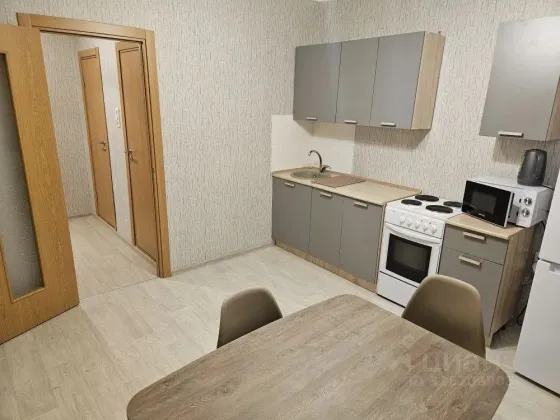 Сдаю двухкомнатную квартиру 54.0 м² в Киевском районе, Донецк
