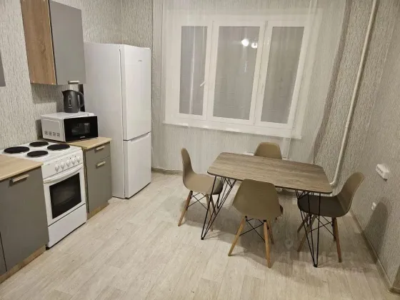 Сдаю двухкомнатную квартиру 54.0 м² в Киевском районе, Донецк