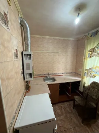 Продам 2к.кв. Калининский рынок Донецк