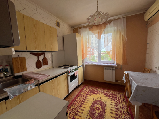 Сдам 3-х комнатную квартиру в Калининском районе (мединститут) Донецк