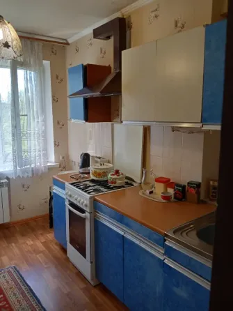 Продам 2 к.квартиру 2/9 Будённовский р-н Донецк