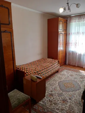 Продам 2 к.квартиру 2/9 Будённовский р-н Донецк