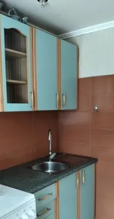 Продам 1-а ком Харитонова Донецк