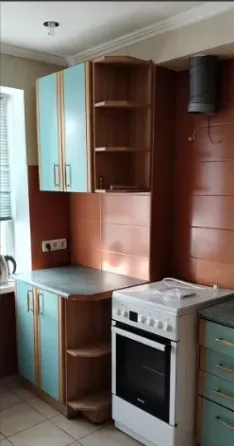 Продам 1-а ком Харитонова Донецк
