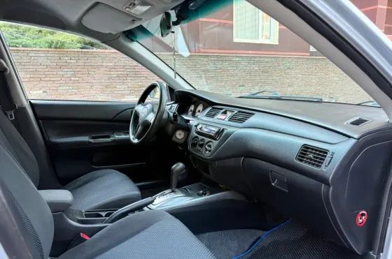 Mitsubishi Lancer Донецк