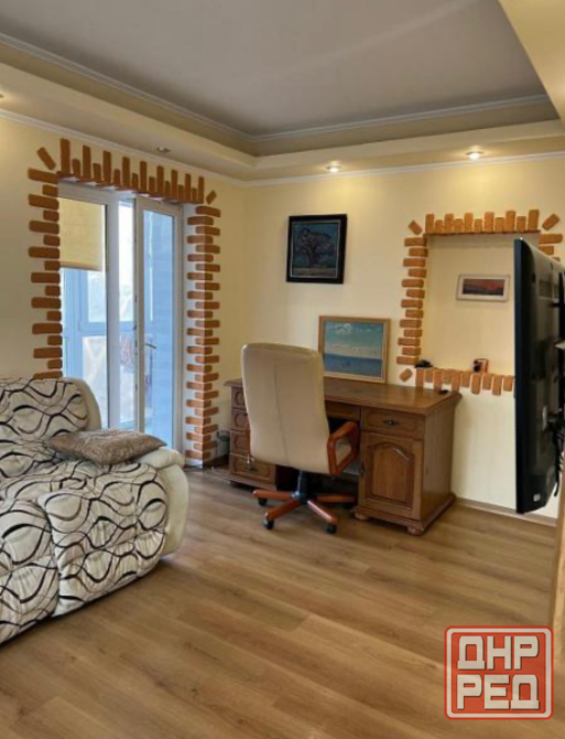 3-комнатная квартира в Ворошиловском р-не на пр. Освобождения Донбасса Донецк - изображение 1
