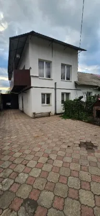 Продаётся 2-х этажный дом дуплекс Гвардейка Макеевка