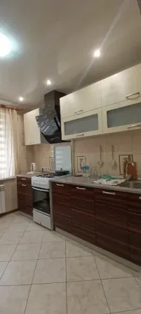 Сдам 3-х комнатную 2/9 Буденновский р-не, Заперевальная. Вода всегда 24/7! Всё есть! Командированным Донецк