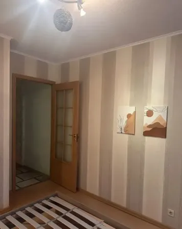 Сдаю двухкомнатную квартиру 52.0 м² этаж 2 город донецк, ленинский район, ленинский проспект, парк щ Донецк
