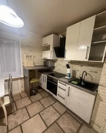 Сдаю двухкомнатную квартиру 52.0 м² этаж 2 город донецк, ленинский район, ленинский проспект, парк щ Донецк