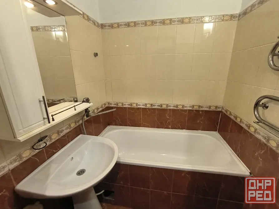 Продается 3 комн. квартира, 1/9, 64 м², Донецк, Пролетарский р-н, ул. Щетинина Донецк - изображение 3