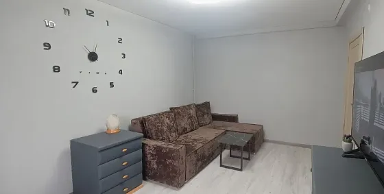 Продается 1 комн. квартира, 1 этаж, 29 м² Донецк, Калининский р-н, ул. Владычанского Донецк