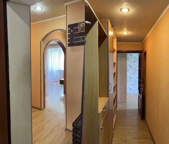 Продается 2 комн. квартира, 5/5, 41.2 м² Донецк, Ворошиловский р-н, ул. Артема Донецк
